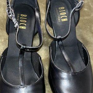 BLOCH Ladies Split Flex Leather Character Shoes S0390L sz 7